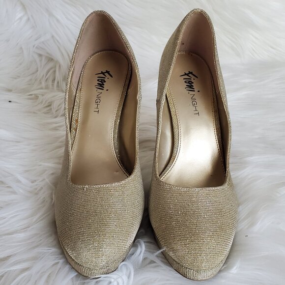 Fioni Night Gold Stardust Round Toe Platform Heels SZ 8 - Picture 4 of 12